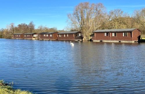 Smallburgh Alquiler De Eote | Hickling Broads Lodge Houseboat