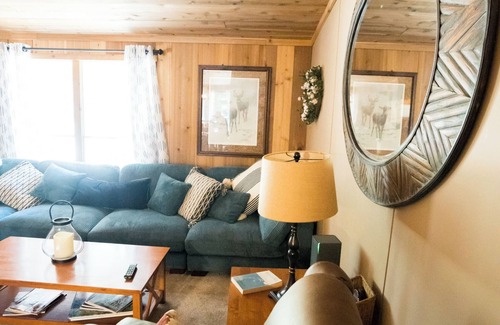 Cache Casa | Hickory Hideaway - 4 Bedroom/2 Bath in quiet country setting