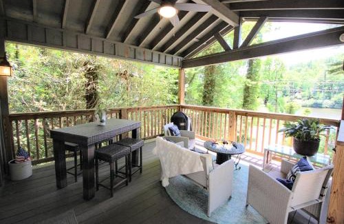Lake Sequoyah Casa | Hicks Hideaway