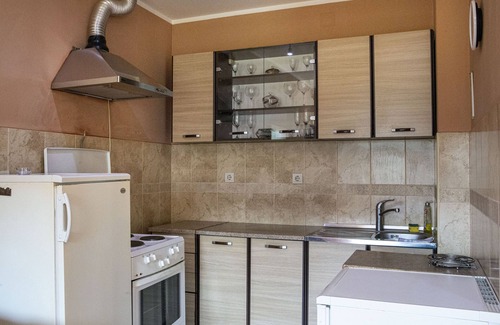 Podmaine Apartamento | Hidden 1BR Oasis in Budva
