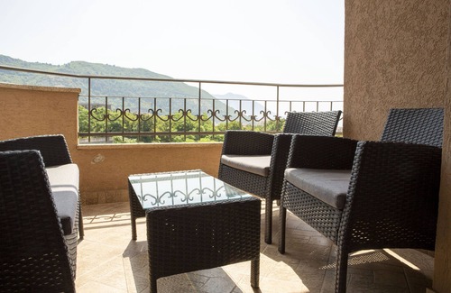 Podmaine Apartamento | Hidden 1BR Oasis in Budva