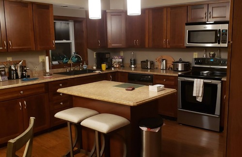 Turtlepoint Apartamento | Hidden 4 Bedroom Beautifully Appointed Home