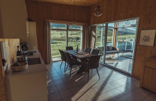 Olafsfjordur Cabaña | Hidden Cottage with indoor hot tub
