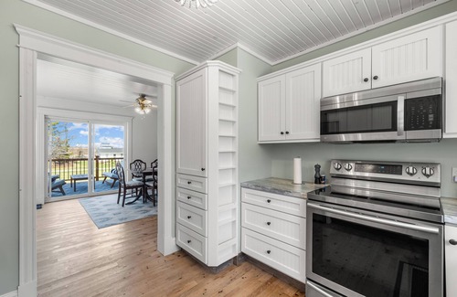 Morell Casa | Hidden Dunes Coastal Cottage with Beach Access