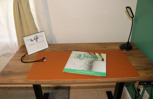 Lakeland Apartamento | Hidden Emerald-Apartment with Kitchen and Laundry