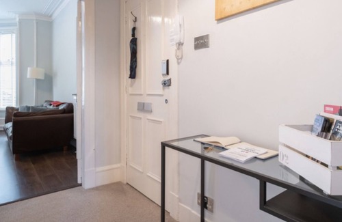 Aberdeen West End Apartamento | ✶ Hidden Gem 1-bed apartment / flat in Aberdeen City Centre - FREE Parking! ✶