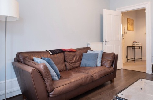 Aberdeen West End Apartamento | ✶ Hidden Gem 1-bed apartment / flat in Aberdeen City Centre - FREE Parking! ✶