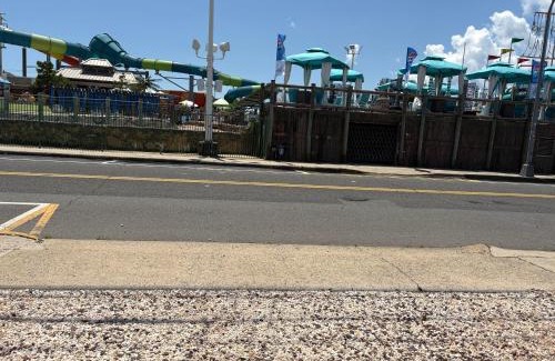 Seaside Heights Apartamento | Hidden Gem 2 Bedroom 2 Bathroom Condo steps to the Beach!