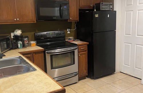Tallahassee Apartamento | Hidden gem! 2 bedroom 1 bath less than 10 minutes from Tallahassee airport