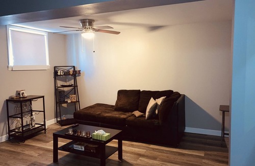 Charlack Apartamento | HIDDEN GEM!! 7 MINS TO AIRPORT W/ PRIVATE ENTRANCE