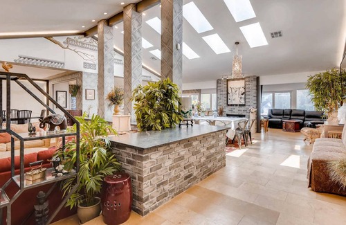 Rancho Oakey Villa | Hidden Gem 7BD/5BA Villa Landscaped w/ Lazy River