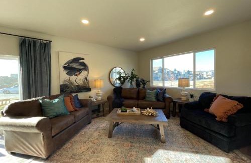 Fort Collins Casa | Hidden Gem - Brand New Curated Home with Pool Access