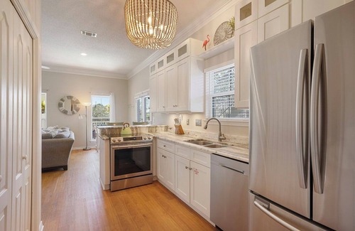 Gulf Pines Casa | Hidden Gem Escape - Secluded Vacation Home Near the Beach with Private Pool & Golf Cart