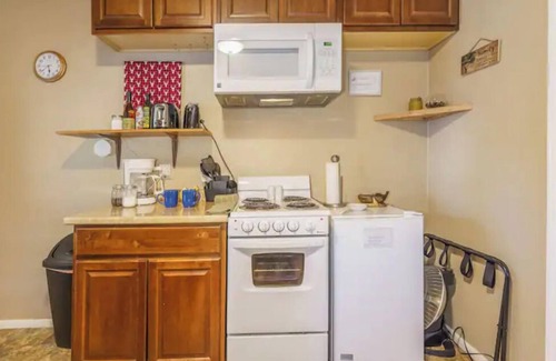 Oakhurst Cabaña | Hidden gem in green heaven, getaway to Bass Lake & Yosemite