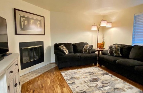 Southeast Boise Casa | Hidden Gem in SE Boise with hot tub and wood burning fireplace