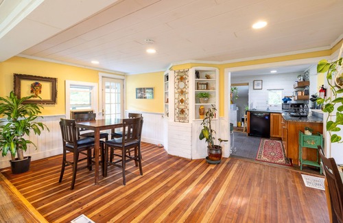 Warren Otro | Hidden Gem in White Mtn: Pet Friendly and close to Hiking and ATV trails