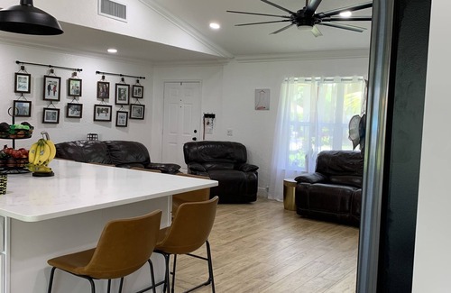 Golden Lakes Casa | Hidden Gem of High Sierra