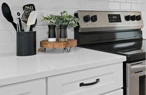 Winter Haven Casa | - HIDDEN GEM - Spacious, minimal and clean! Legoland + Disney