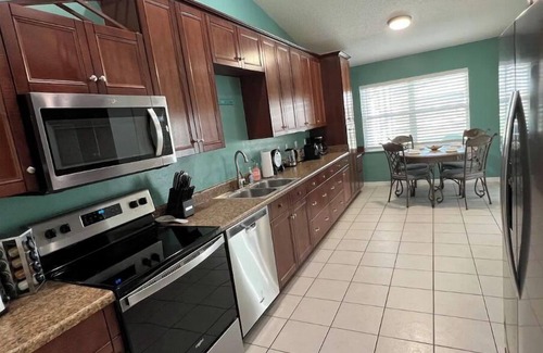 Palm Coast Casa | Hidden Gem- stylish 3BR house w/heated pool