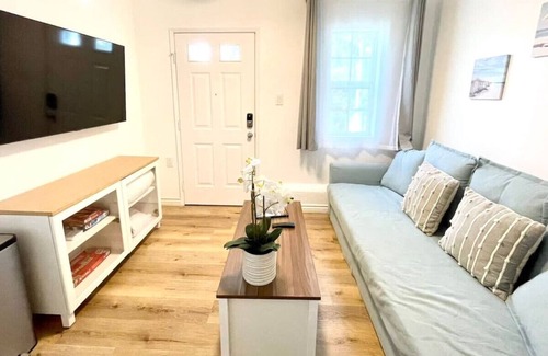 Middletown Apartamento | Hidden Gem with Hot Tub and Parking - 4 Guests