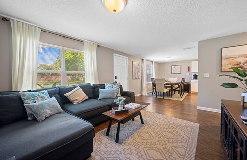 Jacksonville Casa | DISCOUNT for August! Book NOW!!