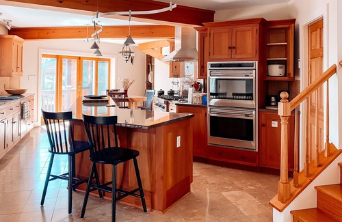 Baptistown Casa | Hidden Haven Retreat-Luxury Awaits