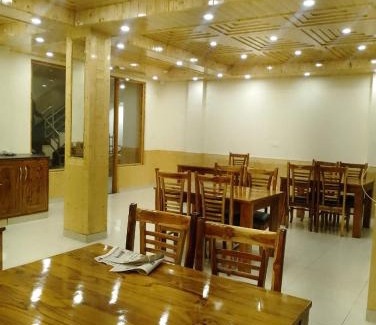 Old Manali Hotel | Hidden Heaven Waterfall view