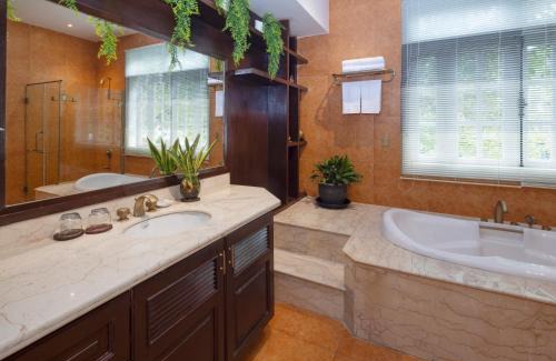 District 12 Complejo | Hidden Mansions Saigon Resort