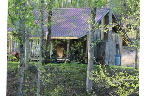 Zionville Cabina | Hidden Mountain Cabin with wildlife sightings
