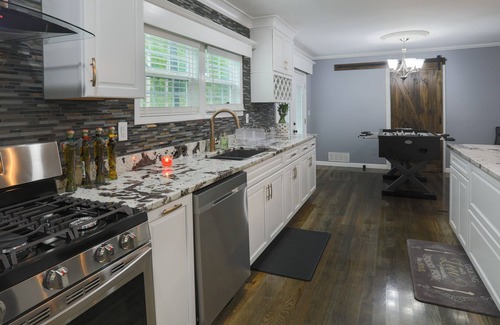 Weaverville Casa | Hidden Mountain Retreat
