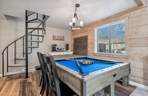 Hidden Valley Casa | Hidden ONEder - 3BR Ski Resort Townhome - Sleeps 7
