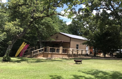 Robertson County Casa | Pedazo de cielo escondido en el lago de piedra caliza