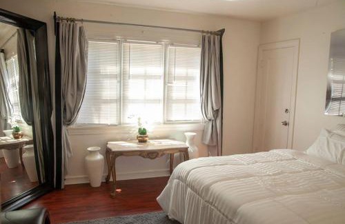 North Hollywood Casa | Hidden Weekend Getaway In Noho