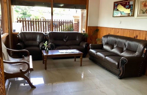 Sauraha Hotel | Hidden World Resort And Spa