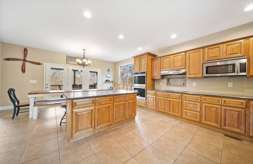 Jacksboro Casa | Hideaway Cove Huge Lakefront Home, Private Dock