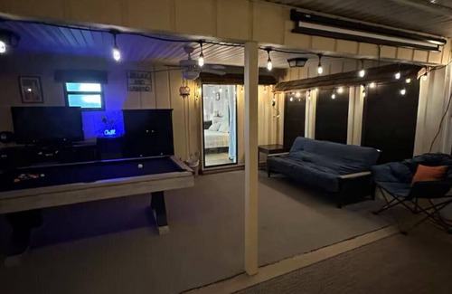 Port Saint Lucie Apartamento | Hideaway Guest Suite with Hot Tub, Pool Table and much more