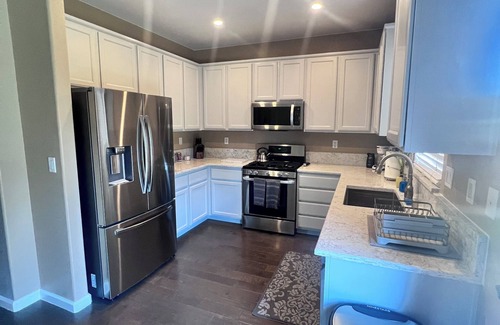 Regency Park Casa | Hideaway Haven: Where luxury meets Convenience- Near Airport & Downtown
