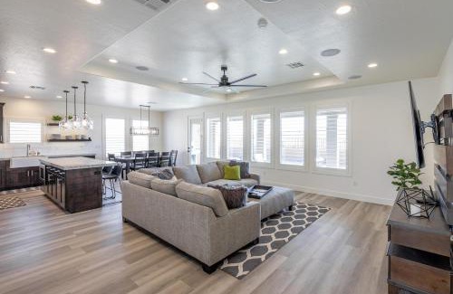 St. George Villa | Hideaway On The 2nd Green