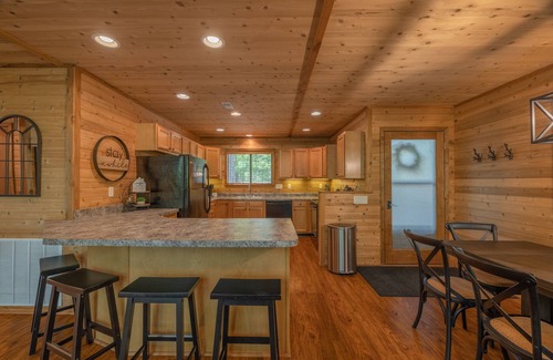 Innsbrook Chalet De Esquí | Hideout in the Woods by Innsbrook Vacations!