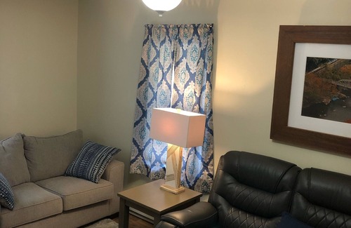 Montgomery Apartamento | Hiding Place is near Montgomery colleges, hospital, NRG, & trails