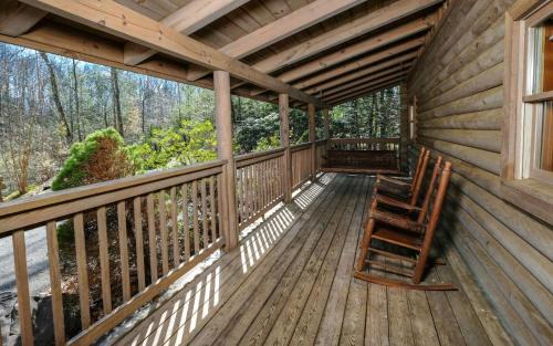 Gatlinburg - Pigeon Forge Villa | Hiding Place