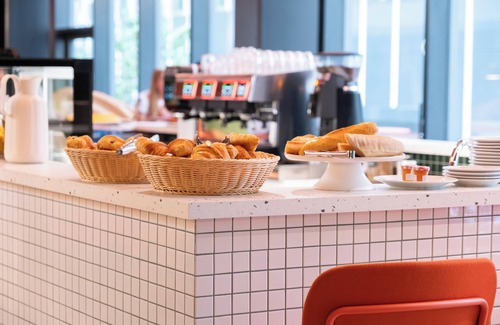 Issy-les-Moulineaux Casa | Hife Paris Issy