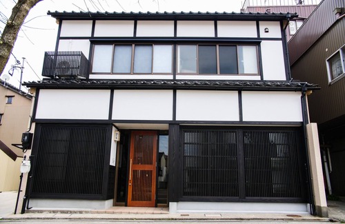Kanazawa Chalet De Esquí | Higashiyama Tomarigi - Machiya cerca de Higashi Chaya, el distrito de las Geishas