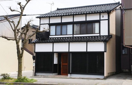 Kanazawa Chalet De Esquí | Higashiyama Tomarigi - Machiya cerca de Higashi Chaya, el distrito de las Geishas