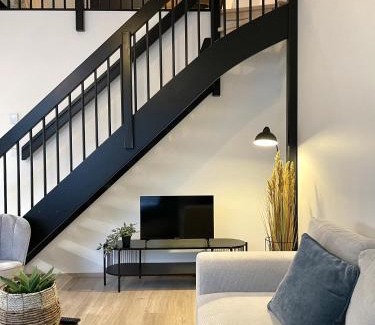 Tampere Apartamento | High-ceilinged apartment with balcony