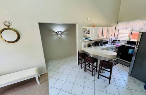 Sosua Apartamento | Techos altos |AC|Piscina|Nuevo en Airbnb|Cocina|BBQ