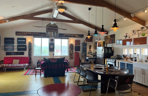 Jacumba Casa | HIGH DESERT & LAKE RETREAT adjacent to Mountain hiking, and a Hot Spring lake