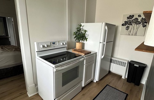 Christiansburg Apartamento | High-end cozy apartment walking distance to down town Christiansburg.