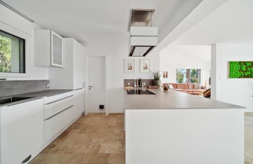 Kulm Villa | High-End-Haus mit Garten und Extras