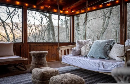 Wears Valley Apartamento | High-end Luxury Cabin Sauna Hot Tub Gameroom